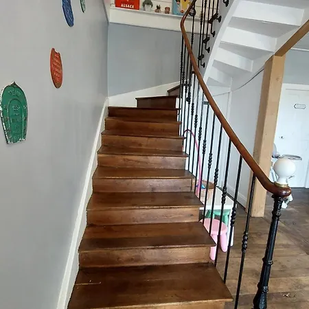 度假居 Grand Familial 5 A Ally, Dans Le Cantal A Cote De Salers Ally (Cantal)